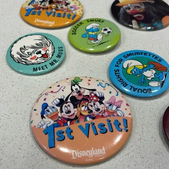 Vintage Button Pins - Picture 3 of 13